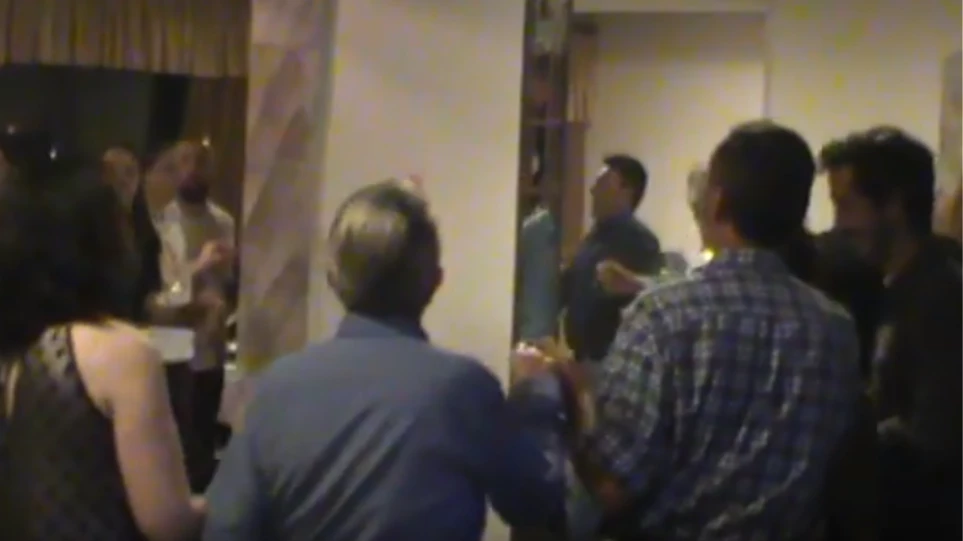 Πανηγυρίζουν στη Φλώρινα οι ψευτομακεδόνες του «Ουράνιου Τόξου» μετά την υπογραφή της Συμφωνίας των Πρεσπών (βίντεο)